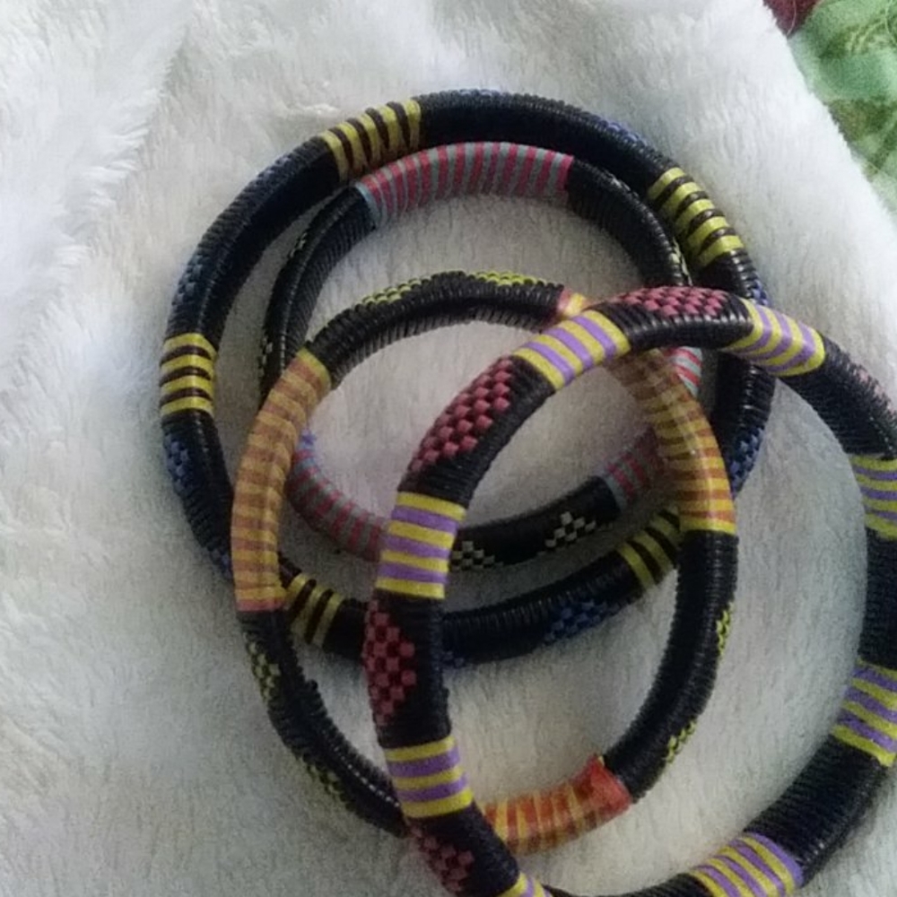 Bracelets - Picture 2 of 4